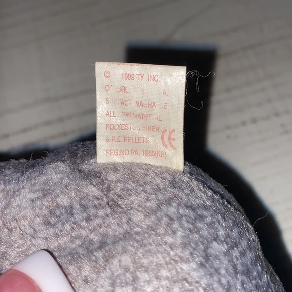 Ty Beanie Babies: Slippery the Seal , missing ear tag. Tush tag worn. - Picture 6 of 7
